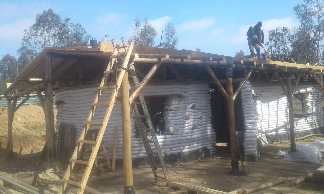 Proceso de construcción earthbag
