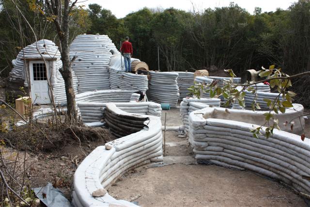 Estructura de superadobe en Chile